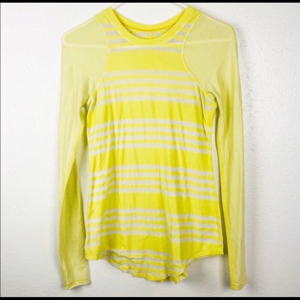 Lululemon Long Sleeve Shirt-Size 6 Yellow - Picture 11 of 12